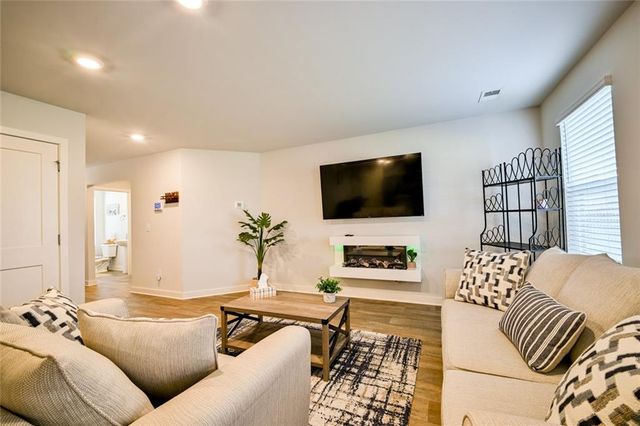 103 Clarks Court, Jackson, GA 30233