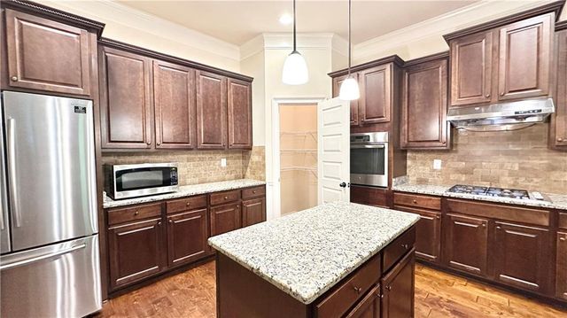 3594 Hedgestone Lane, Snellville, GA 30078