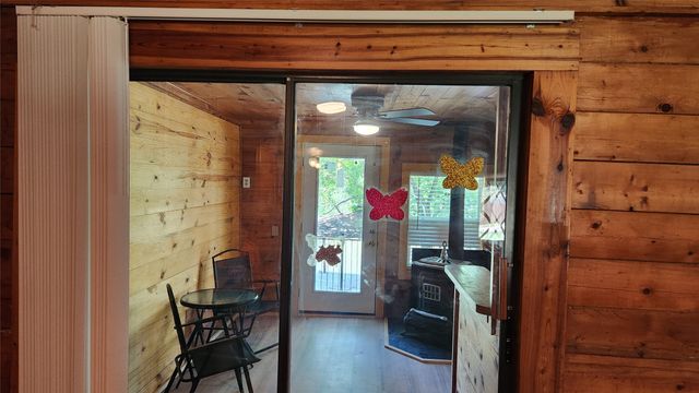 3307 Robinson Creek Drive, Granbury, TX 76048