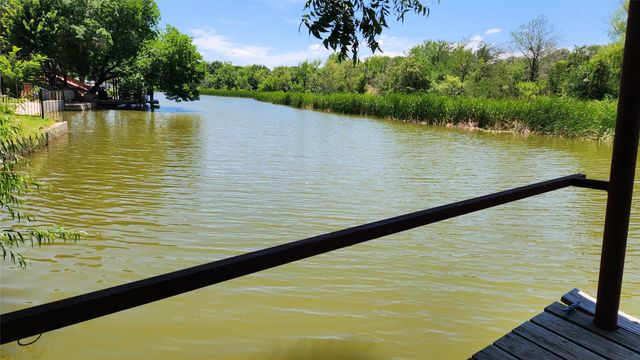3307 Robinson Creek Drive, Granbury, TX 76048