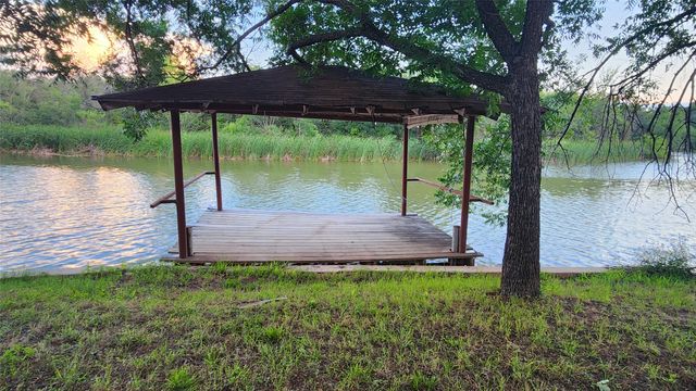 3307 Robinson Creek Drive, Granbury, TX 76048