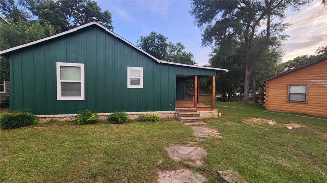 3307 Robinson Creek Drive, Granbury, TX 76048