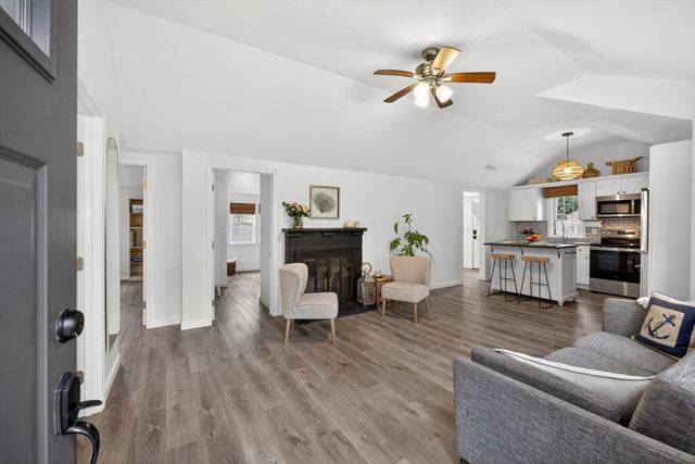 20 Indian Mound Trl, Dennis, MA 02639