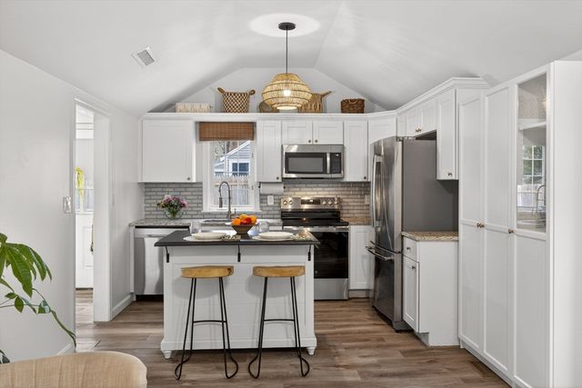 20 Indian Mound Trl, Dennis, MA 02639