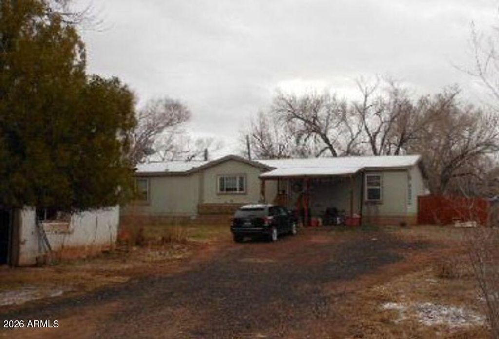 270 E Apodoca Street, St Johns, AZ 85936