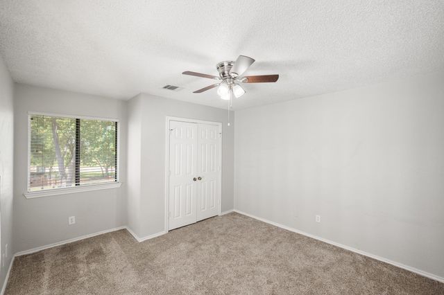 4313 Kenwood Drive, Grapevine, TX 76051