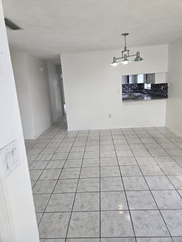 11302 SW 7th Street, Miami, FL 33174