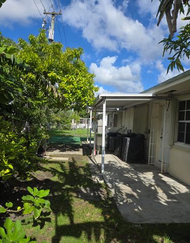 11302 SW 7th Street, Miami, FL 33174