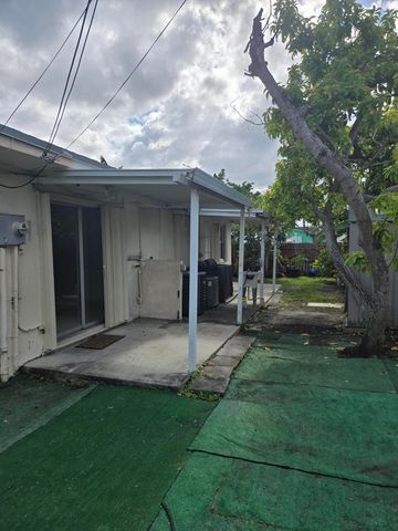 11302 SW 7th Street, Miami, FL 33174