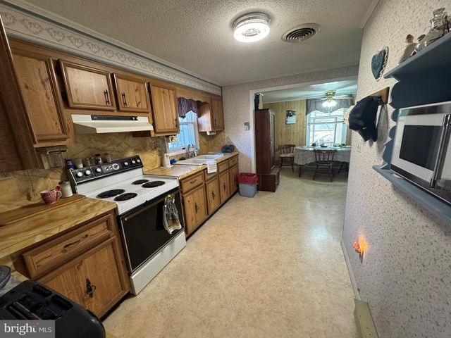 1354 MT PLEASANT ROAD, Fayetteville, PA 17222