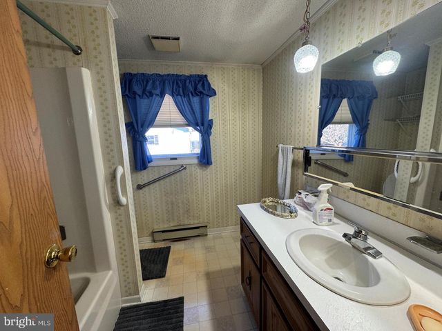 1354 MT PLEASANT ROAD, Fayetteville, PA 17222