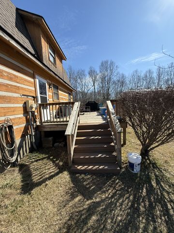 201 Timberline Acres Dr, Manchester, TN 37355