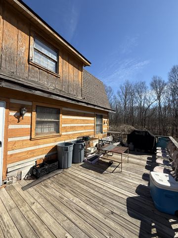 201 Timberline Acres Dr, Manchester, TN 37355