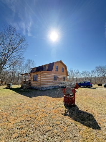 201 Timberline Acres Dr, Manchester, TN 37355