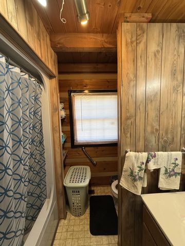 201 Timberline Acres Dr, Manchester, TN 37355