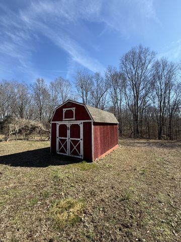 201 Timberline Acres Dr, Manchester, TN 37355