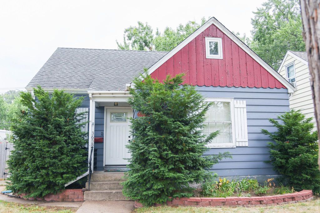3658 Orchard Avenue N, Robbinsdale, MN 55422