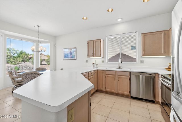 22216 N CHEYENNE Drive, Sun City West, AZ 85375