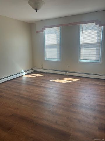 155 Dartmouth Street 2, Hempstead, NY 11550