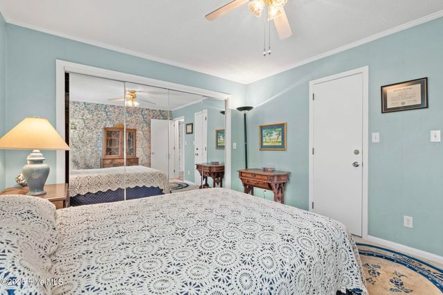 515 Shoreline Drive E, Sunset Beach, NC 28468