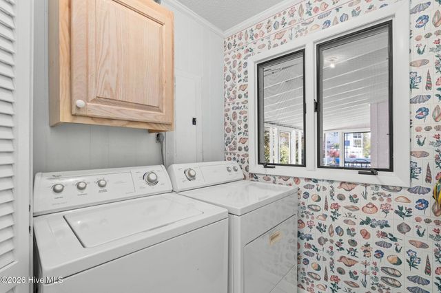 515 Shoreline Drive E, Sunset Beach, NC 28468