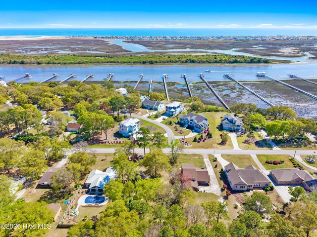 515 Shoreline Drive E, Sunset Beach, NC 28468