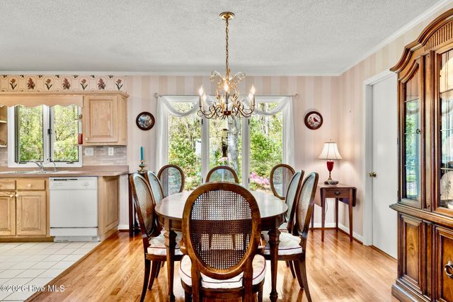 515 Shoreline Drive E, Sunset Beach, NC 28468