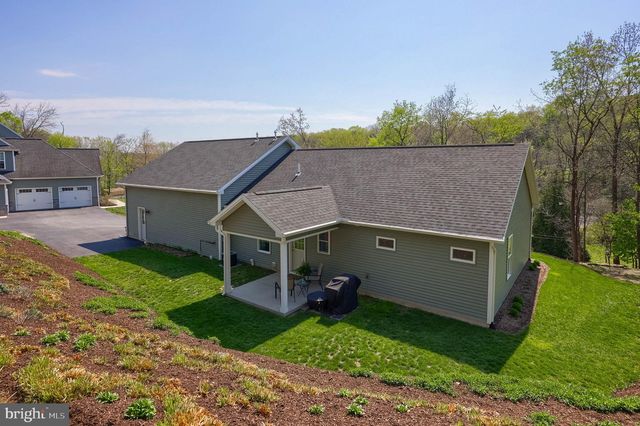 110 PINE HILL RD, Enola, PA 17025