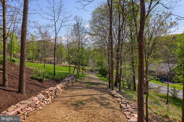 110 PINE HILL RD, Enola, PA 17025