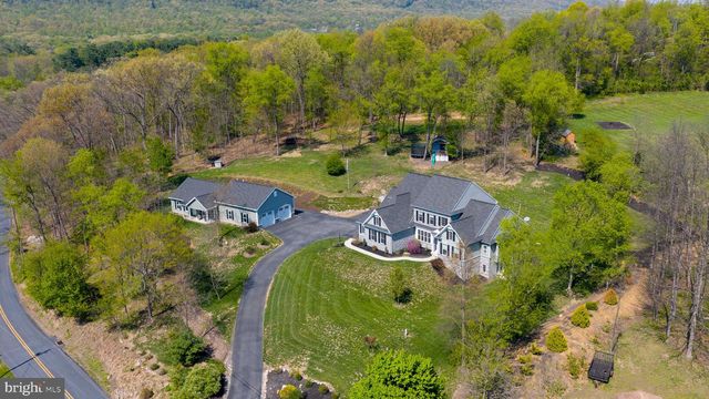 110 PINE HILL RD, Enola, PA 17025