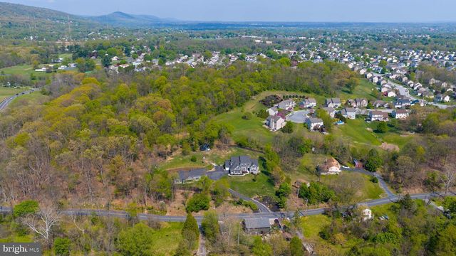 110 PINE HILL RD, Enola, PA 17025