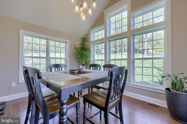 110 PINE HILL RD, Enola, PA 17025