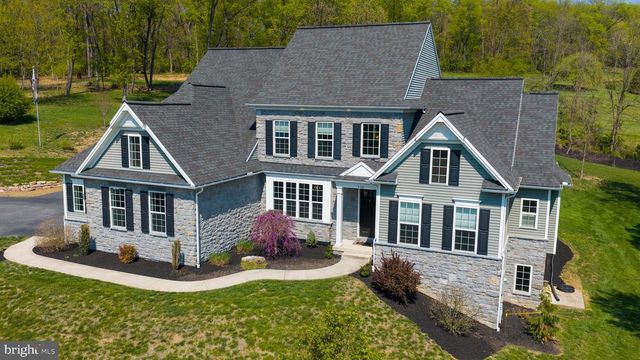 110 PINE HILL RD, Enola, PA 17025