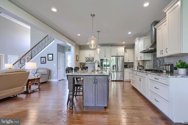 110 PINE HILL RD, Enola, PA 17025