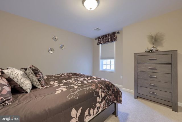 110 PINE HILL RD, Enola, PA 17025