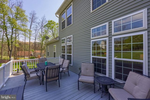 110 PINE HILL RD, Enola, PA 17025