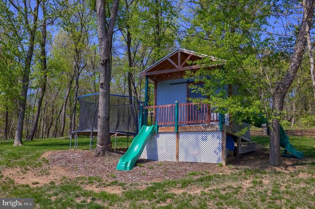 110 PINE HILL RD, Enola, PA 17025
