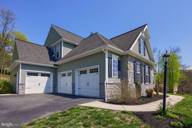 110 PINE HILL RD, Enola, PA 17025