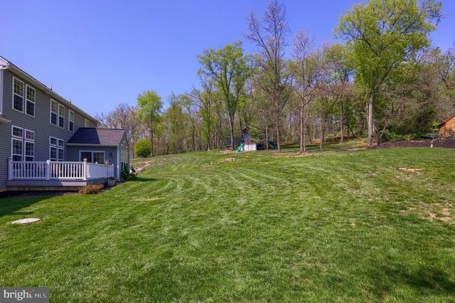 110 PINE HILL RD, Enola, PA 17025