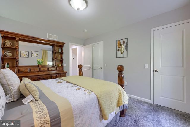 110 PINE HILL RD, Enola, PA 17025
