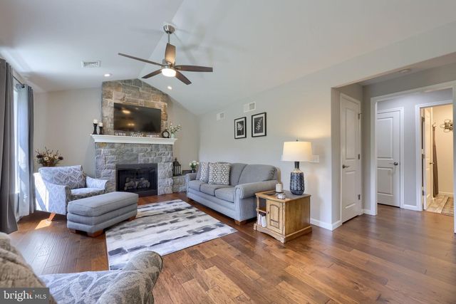 110 PINE HILL RD, Enola, PA 17025