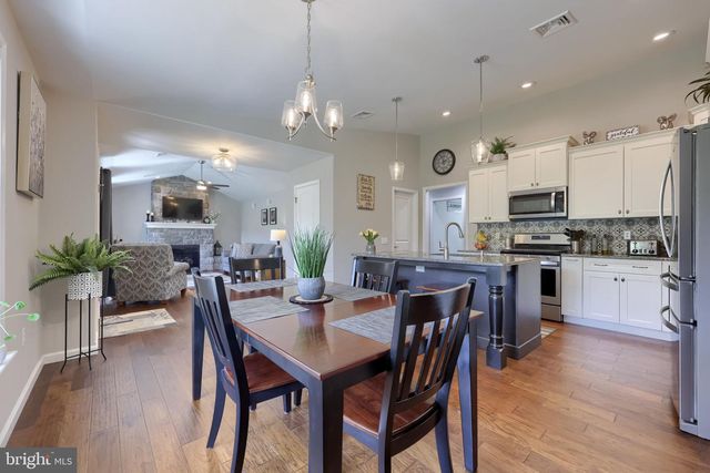 110 PINE HILL RD, Enola, PA 17025