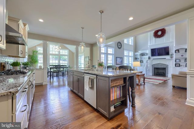 110 PINE HILL RD, Enola, PA 17025