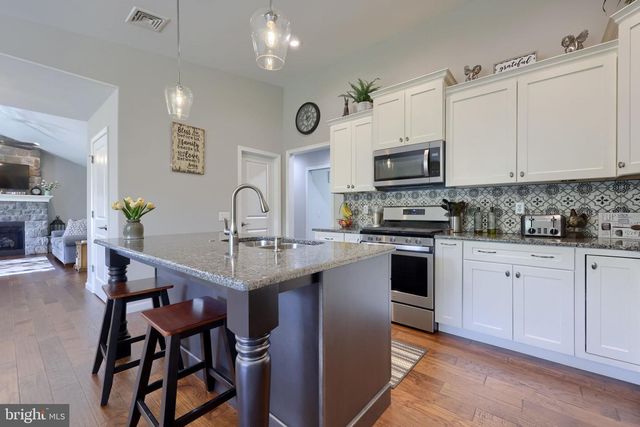 110 PINE HILL RD, Enola, PA 17025