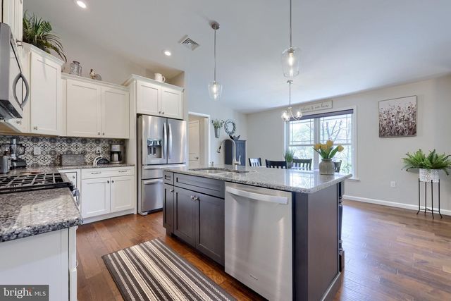 110 PINE HILL RD, Enola, PA 17025