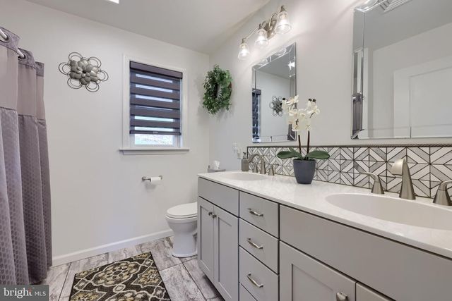 110 PINE HILL RD, Enola, PA 17025