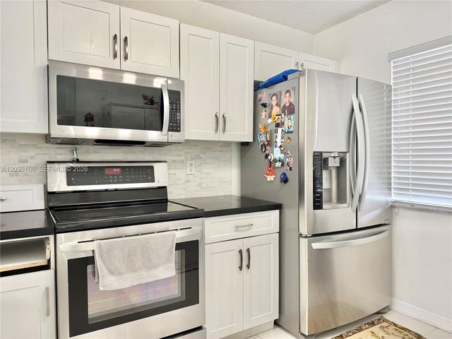 20807 NW 1st Street, Pembroke Pines, FL 33029