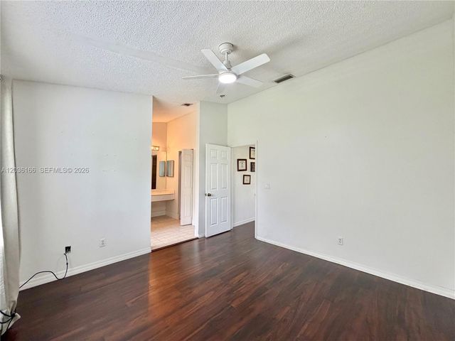 20807 NW 1st Street, Pembroke Pines, FL 33029