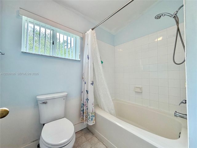 20807 NW 1st Street, Pembroke Pines, FL 33029