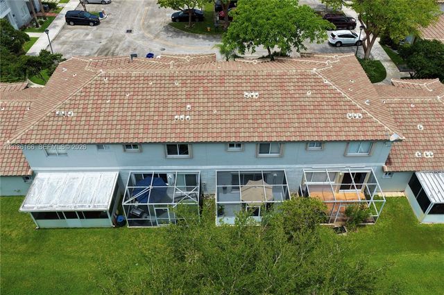 20807 NW 1st Street, Pembroke Pines, FL 33029